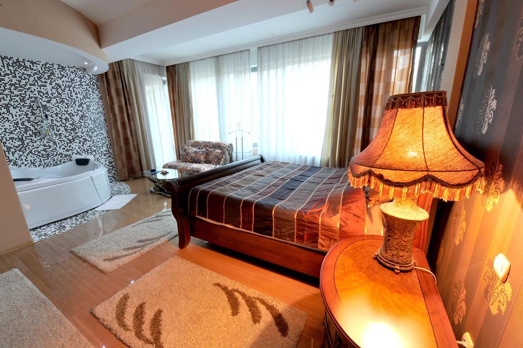 Hotel Gold Pljevlja Quarto foto