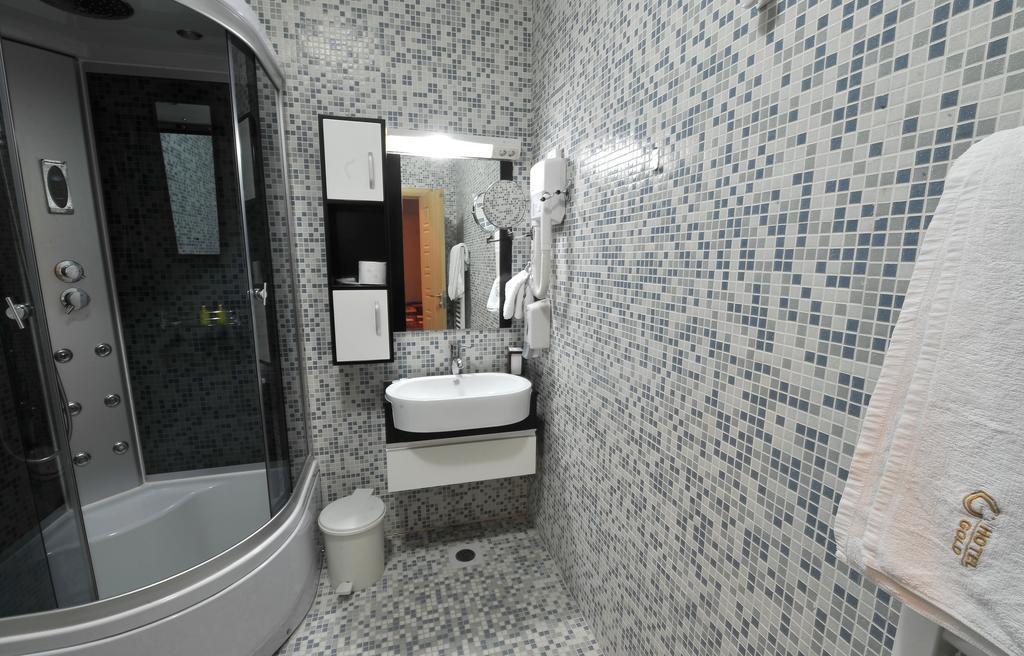 Hotel Gold Pljevlja Quarto foto